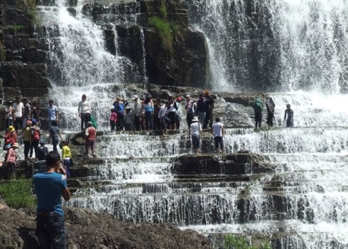 Chưa tìm thấy du khách tử nạn tại thác Pongour