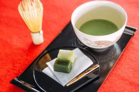 EXQUISITE JAPANESE TEA CEREMONY AT SORAE