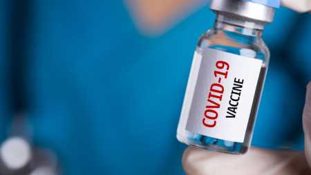 HCMC allowed to purchase and import Covid-19 vaccines