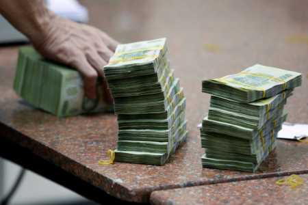 Banks tighten real estate loans amid land fever in Vietnam