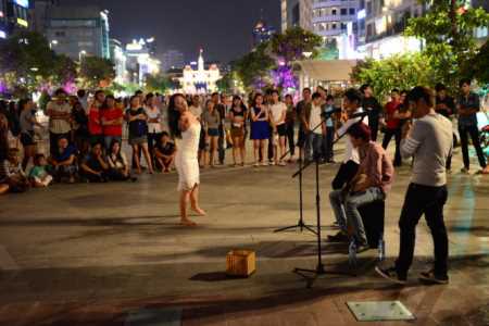 New show on Saigon promenade to debut this weekend